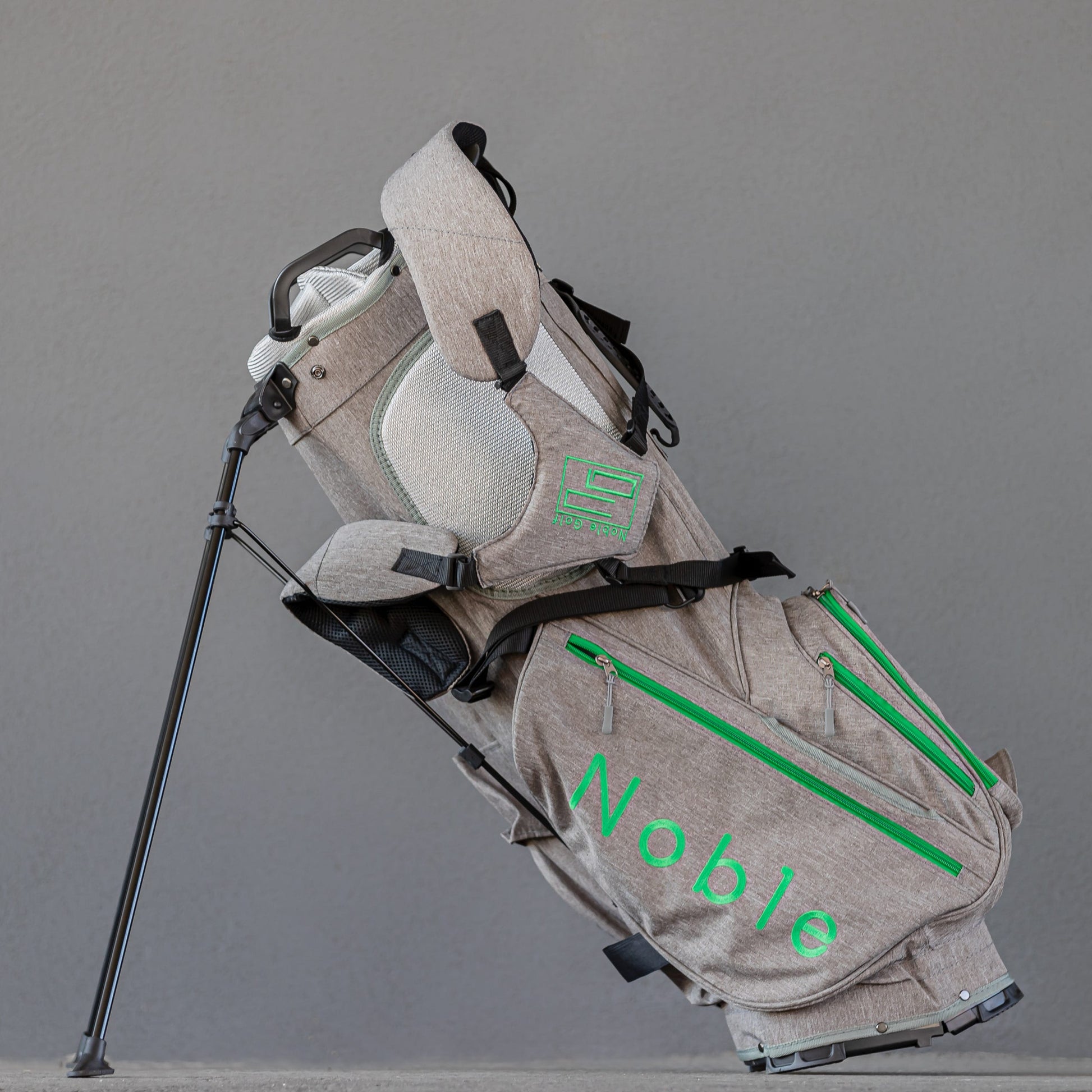 Noble Performance Hybrid stand bag black/white 